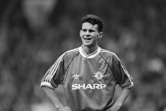 40 ความลับ(ที่ไม่ลับ)ของปีกพ่อมด “ไรอัน กิ๊กส์” giggs 1 - 40 ความลับ(ที่ไม่ลับ)ของปีกพ่อมด “ไรอัน กิ๊กส์”